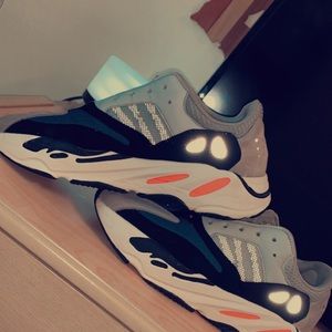 Adidas Yeezy Boost 700 Wave Runner Solid Grey